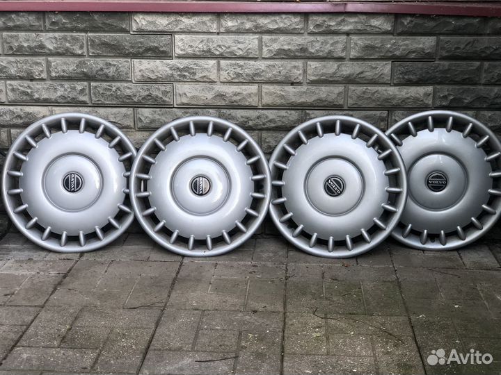 Колпаки volvo r15