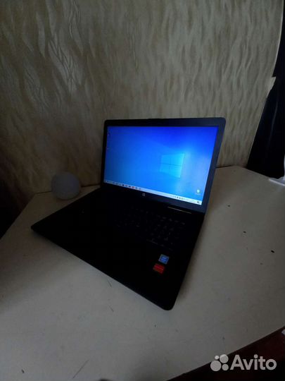 Ноутбук HP/ pentinum n5000 /radeon 520 series