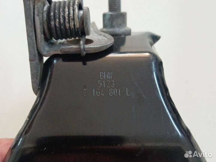 Замок капота верхний BMW X5 E70 X6 E71