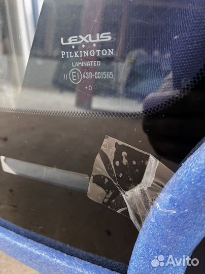 Лобовое стекло Lexus RX
