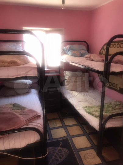 Комната 13 м² в 3-к., 1/1 эт.