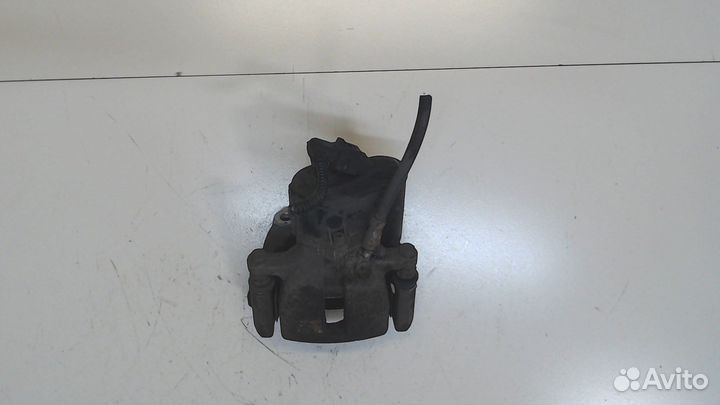 Суппорт Audi Q3, 2012