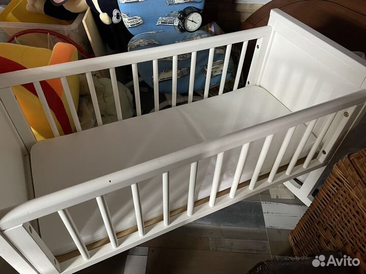 Детская кроватка - колыбель