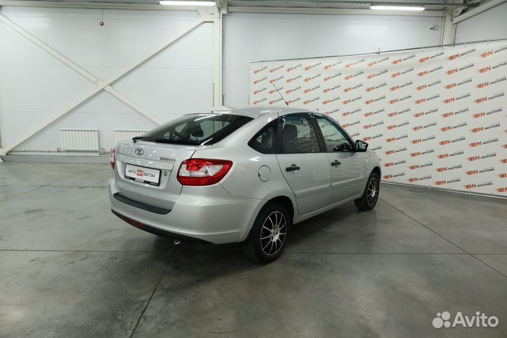 LADA Granta 1.6 МТ, 2014, 163 246 км