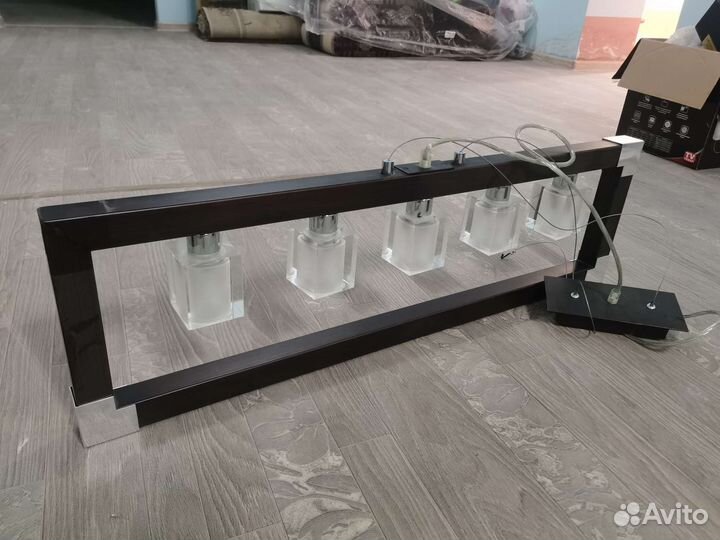 Дизайнерская люстра новая Италия