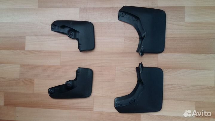 Брызговики toyota rav 4, поколение ха50