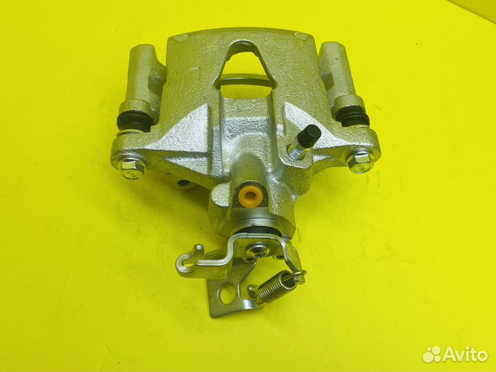 Суппорт задний левый Ford Mondeo lll