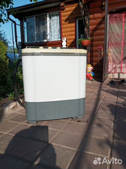 Стиральная машина бу Помощница