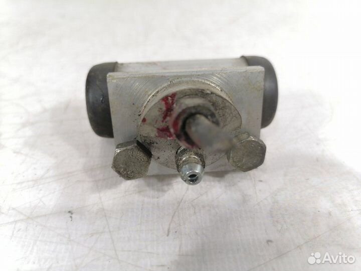 Тормозной цилиндр задний Nissan March K13 HR12DE