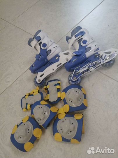 Роликовые коньки