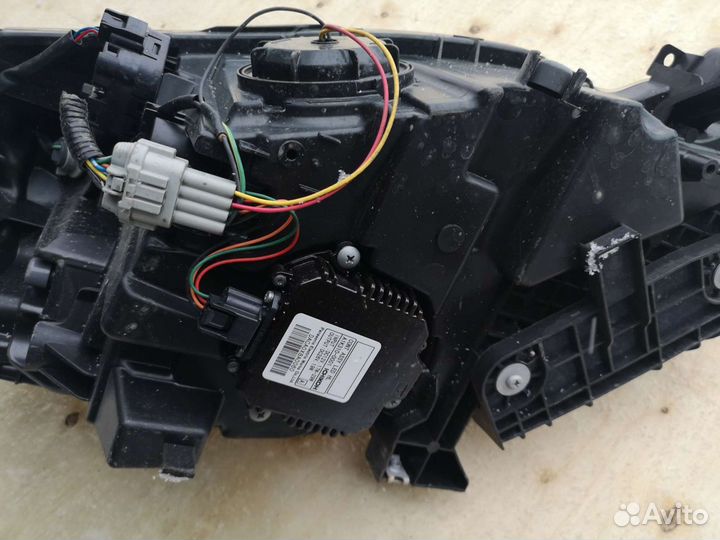 Блок питания Led фары Nissan Leaf ze0