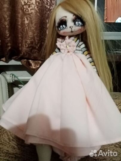 Кукла интерьерная