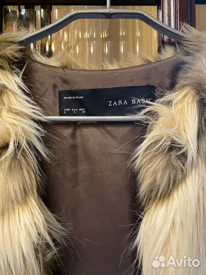 Меховая жилетка zara