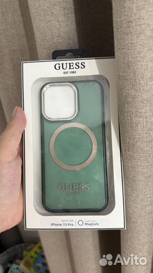 Чехол на iPhone 13 pro guess magsafe