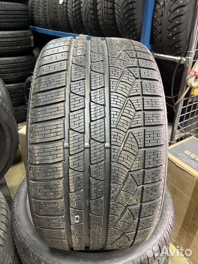 Pirelli Winter Sottozero II 255/40 R19 102V