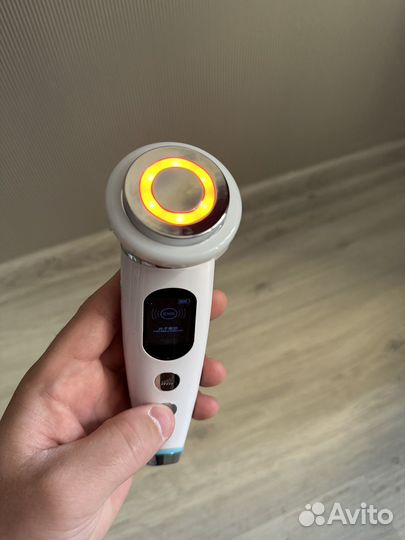 Массажер для лица