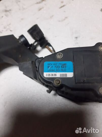 Педаль газа акселератор Ауди А6 2.5 дизель тди