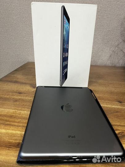 iPad air 64gb space gray MD793RU/A model A1475