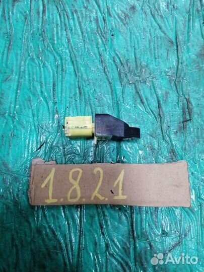 Датчик удара Toyota Camry V50