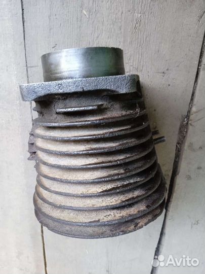 Цилиндр к-750