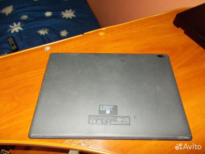 Продаю планшет lenovo TB-X304L