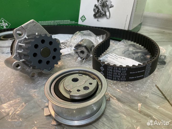 Комплект ремня грм (с помпой) VAG из Европы