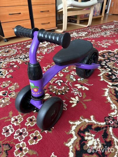 Беговел 3х колесный