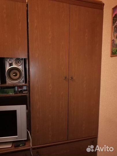Стенка в гостиную