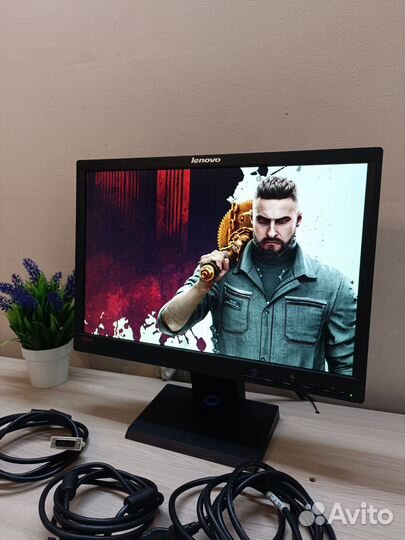 Монитор Lenovo 19
