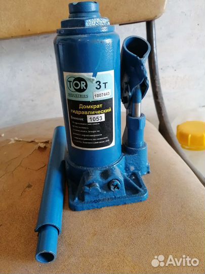 Домкрат гидравлический бутылочный новый