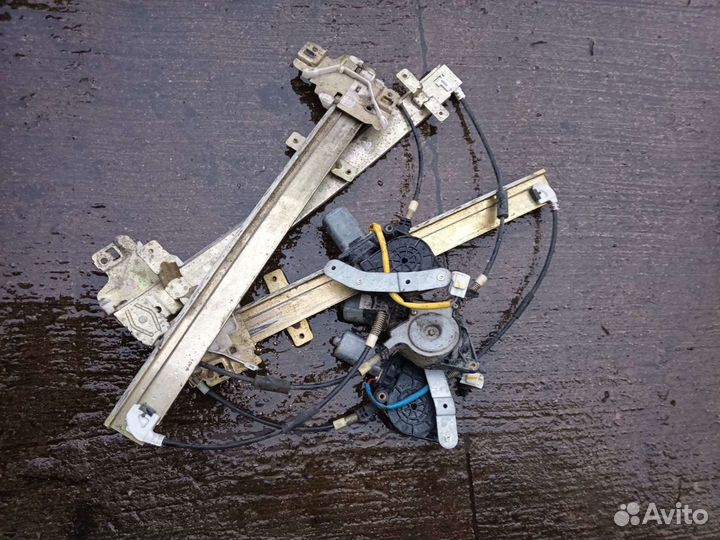 Стеклоподъёмник Опель фронтера