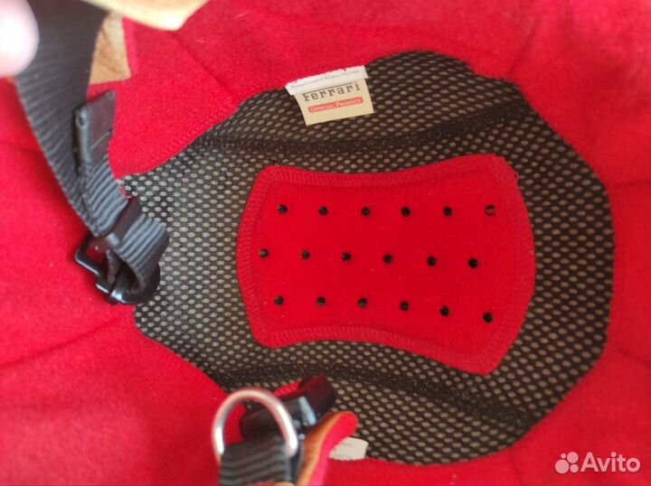 Мотошлем Ferrari