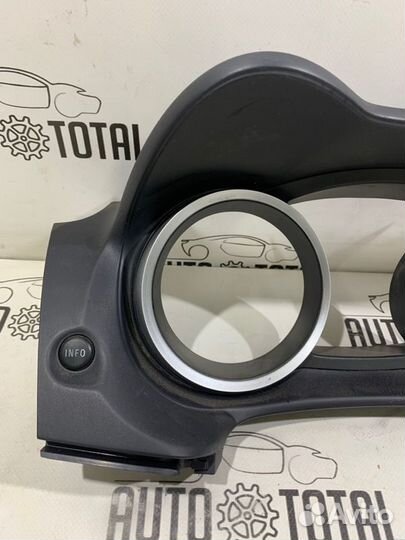 Накладка панели приборов Mitsubishi Lancer 10 4A92