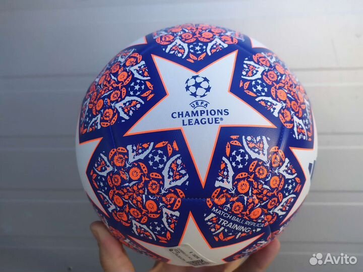 Футбольный мяч adidas новый оригинал