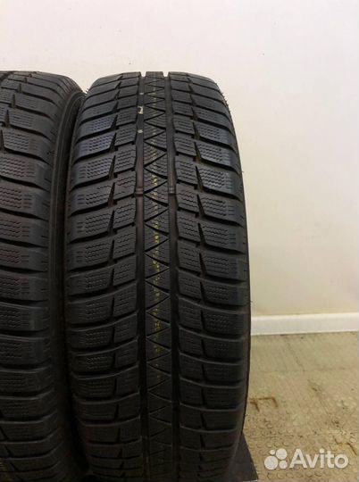 Falken Eurowinter HS-449 215/60 R17 98W