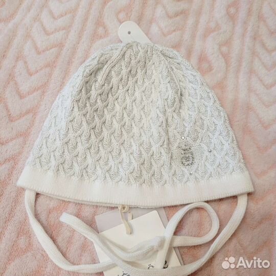 Шапка для девочки на весну осень новая 44-46,46-48