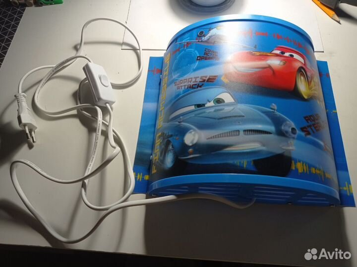 Светильник молния маккуин