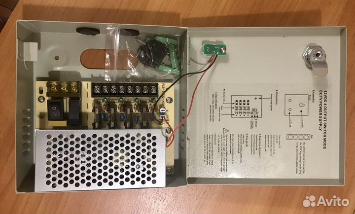 Блок питания на 4 камеры видеонаблюдения