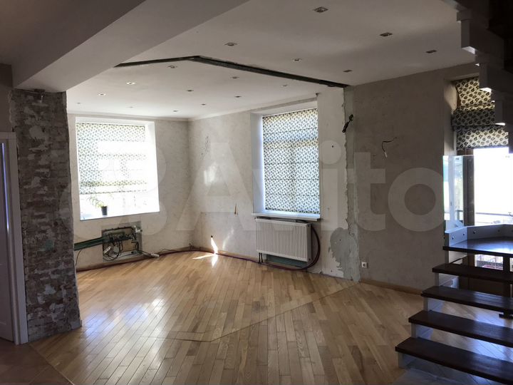 3-к. квартира, 147,7 м², 2/2 эт.