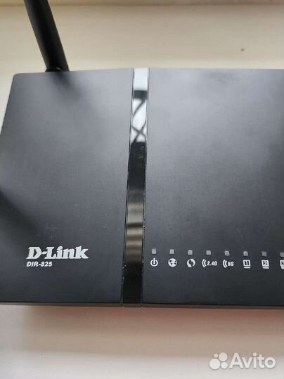 Маршрутизатор d link DIR 825