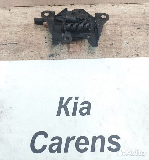 Замок капота Kia Carens, 2000г