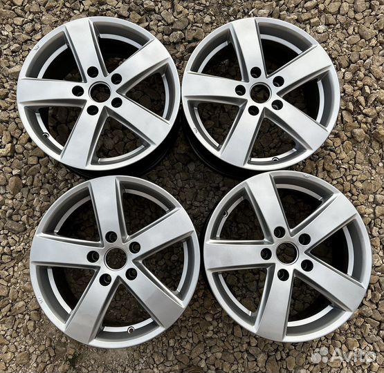 Honda R16 5;114.3 ET 50 цо 64.1 (105)