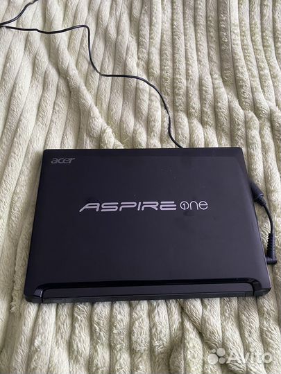 Нетбук Acer aspire one