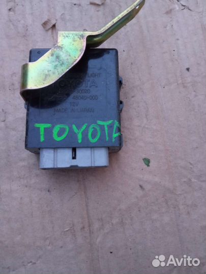 Lexus LX блок света