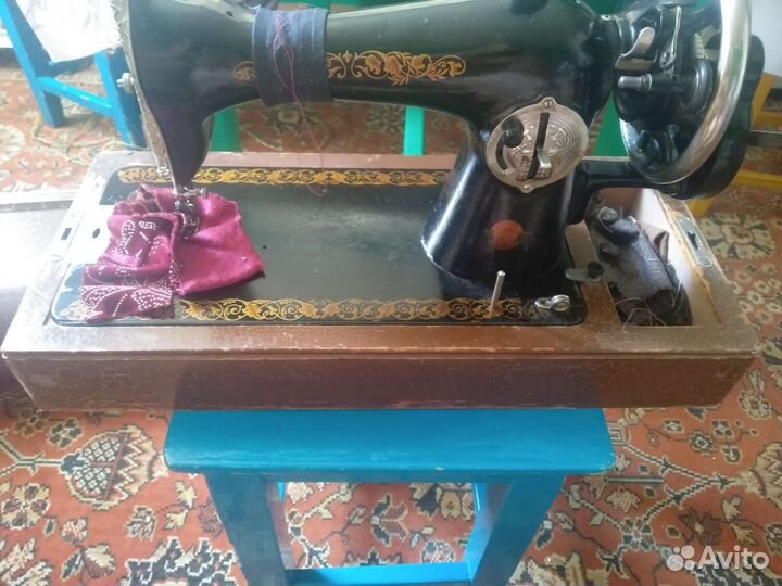 Швейная машинка