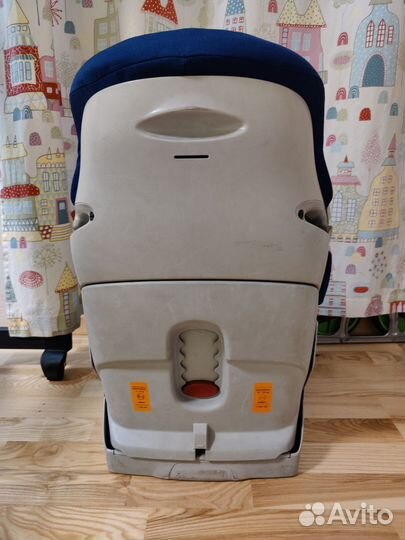 Детское кресло BMW