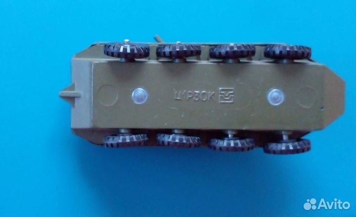 Игрушка бтр СССР