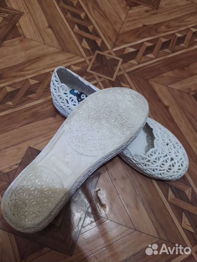 Балетки пляжные