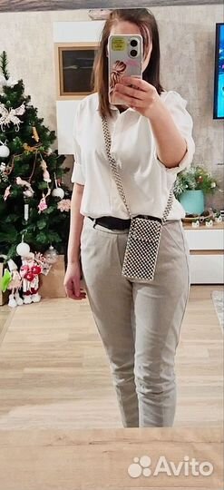 Сумка для телефона из бусин