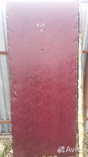 Металлическая дверь бу